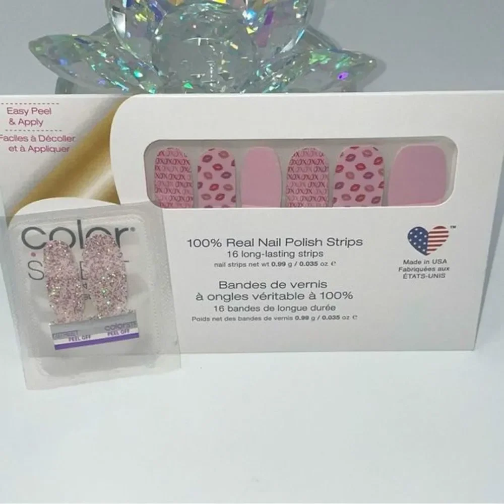Color Street | Kiss and Makeup, a frosted soft pink shade with hugs and kisses - Picture 3 of 10